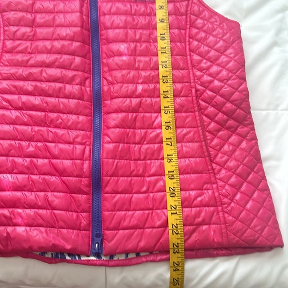 Vineyard Vines Women's Puffer Vest Rhododendron Pink, Size M - Picture 6 of 9